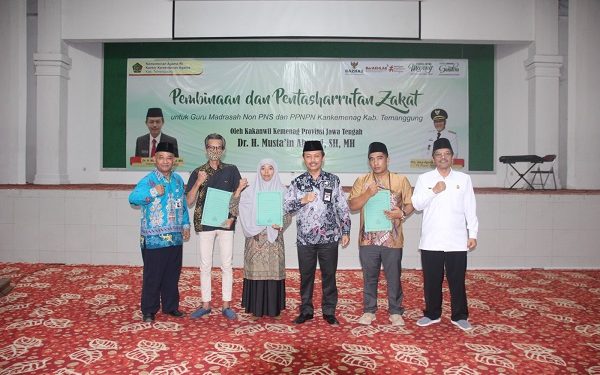 Pembinaan ASN oleh Kakanwil Kemenag Prov. Jateng dan Pentasharrufan Zakat