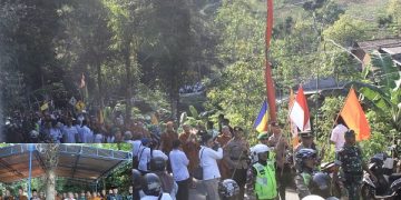Penyambutan Biksu Thudong di Temanggung
