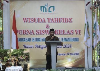 Wisuda Tahfidz Dan Purna Siswa Kelas VI  MIN 2 Temanggung