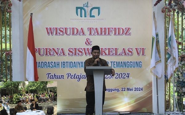 Wisuda Tahfidz Dan Purna Siswa Kelas VI  MIN 2 Temanggung