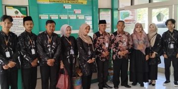 Delapan  Mahasiswa PPL UIN Salatiga diterima Kakankemenag Kab. Temanggung