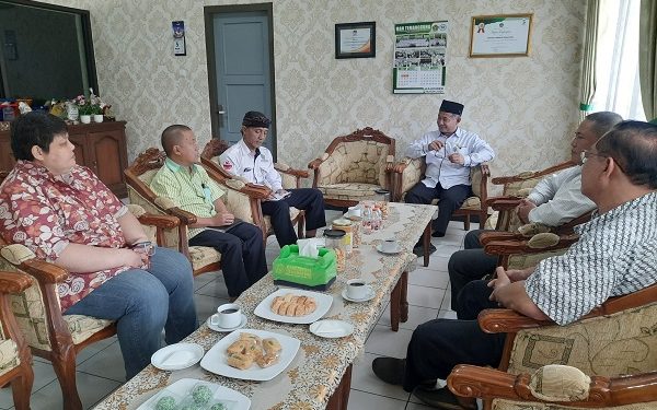 Audiensi Dan Perkenalan Komisi Hubungan Antar Agama Dan Kepercayaan (HAK) di Kankemenag Kab. Temanggung