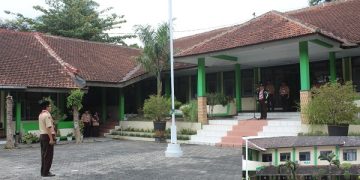 Kepala Kankemenag Lepas Kontingen Kabupaten Temanggung Jambore MTs Tingkat Provinsi Jawa Tengah Tahun 2024