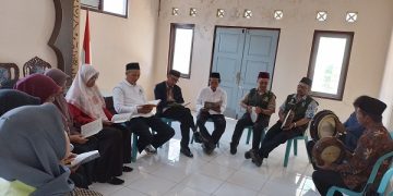 KUA Kec. Kandangan Peringati  Maulid Nabi Muhammad SAW Dengan Berzanji