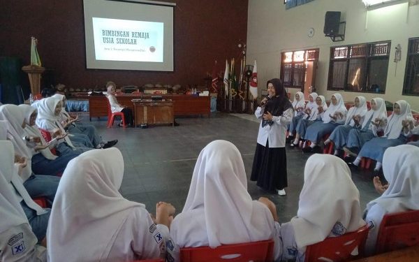 Bekali Remaja untuk Atasi Masalah dan Fokus Masa Depan