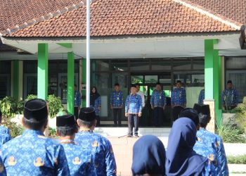 Upacara Penghormatan Bendera Kankemenag Kab. Temanggung