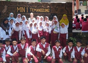 Native Speaker Goes to MIN 1 Temanggung