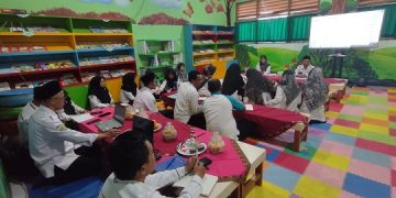 Penilaian Kinerja Kepala Madrasah Meningkatkan Profesionalisme Dalam Pendidikan