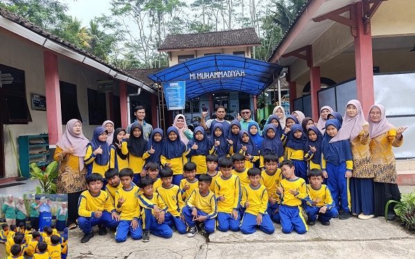 Pembinaan Adiwiyata oleh Tim Adiwiyata MIN 1 Temanggung