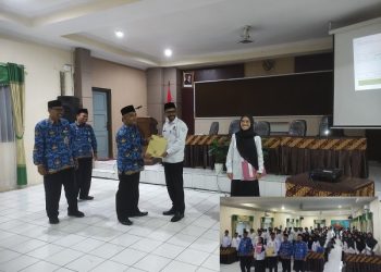 99 Penyuluh Agama Islam  Non PNS Kab. Temanggung Menerima SK