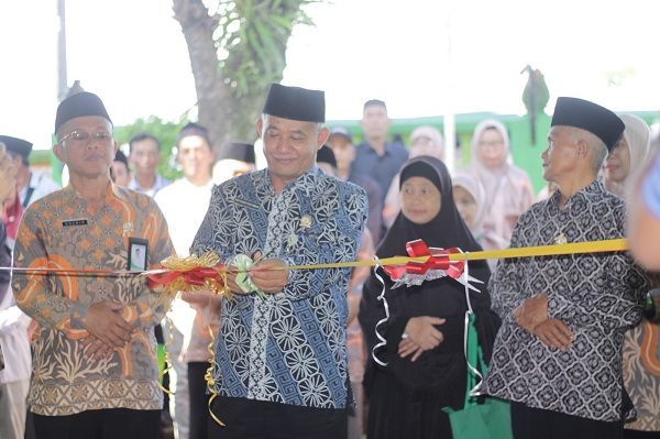 Kakankemenag Kab. Temanggung Resmikan Gedung Baru MTsN 2 Temanggung