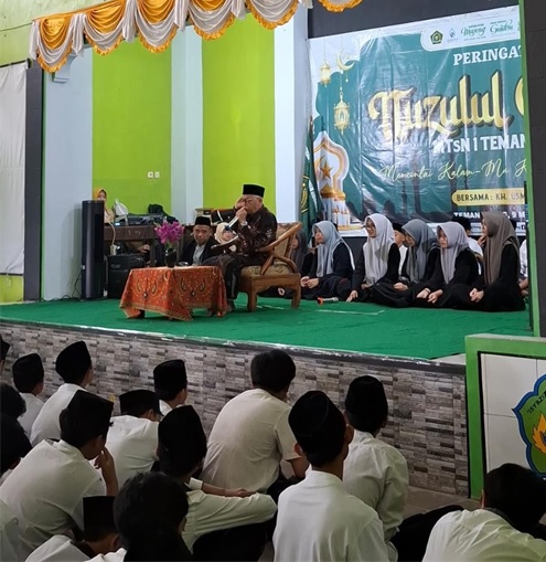 Pentingnya Membaca untuk Raih Kesuksesan
