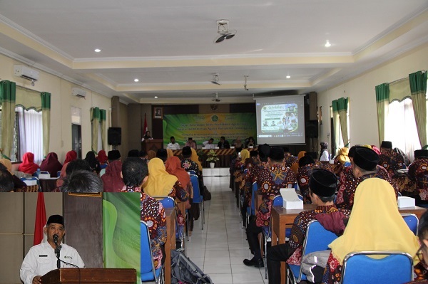 Kemenag Temanggung Perkuat Implementasi Kurikulum Berbasis Cinta melalui Workshop GPAI