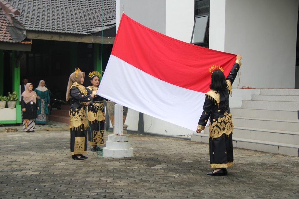 Upacara HUT ke-81 RI di Kemenag Temanggung, Doa Bersama untuk Saudara Terdampak Bencana