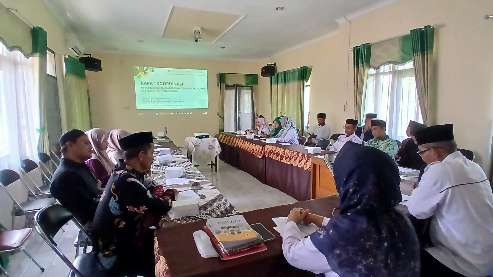 Rapat Koordinasi Ustadz/Ustadzah Madrasah Diniyah Takmiliyah (Mdt) Se-Kecamatan Temanggung