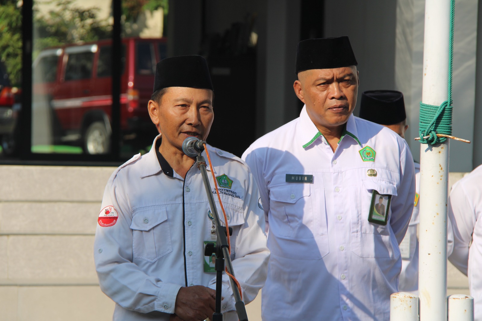Penuh Haru, Apel Pagi Kemenag Temanggung Diwarnai Pelepasan Purna Tugas dari Kurir hingga Pangkat IV/c