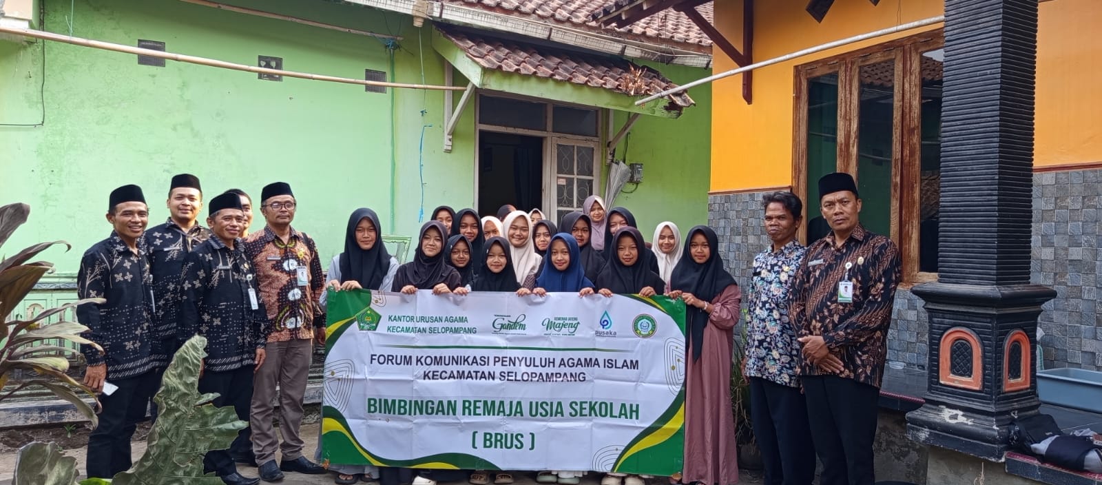 Lewat BRUS, KUA Selopampang Ajak Santri Cerdas dan Bijak Bermedia Sosial